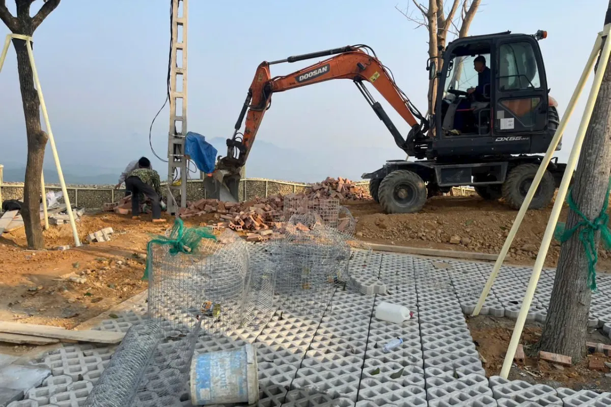Thi công gạch thông gió