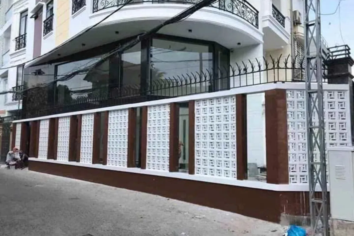 Thi công gạch thông gió
